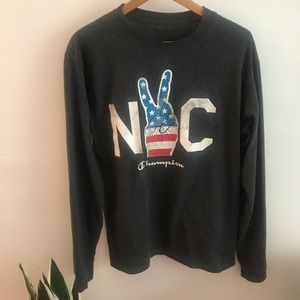 Champion - NYC Graphic L/S Tee